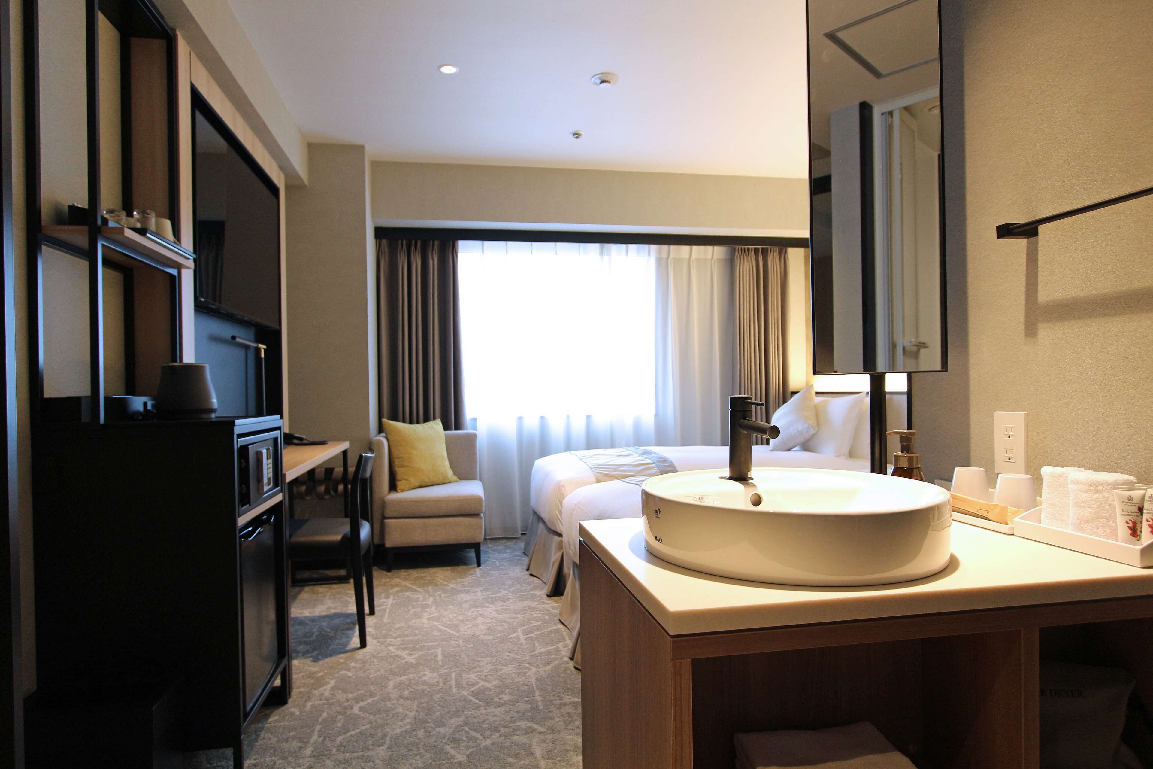 Superior Room, 2 Single Beds, Non Smoking (Shower Only) | Premium bedding, memory-foam beds, in-room safe, desk