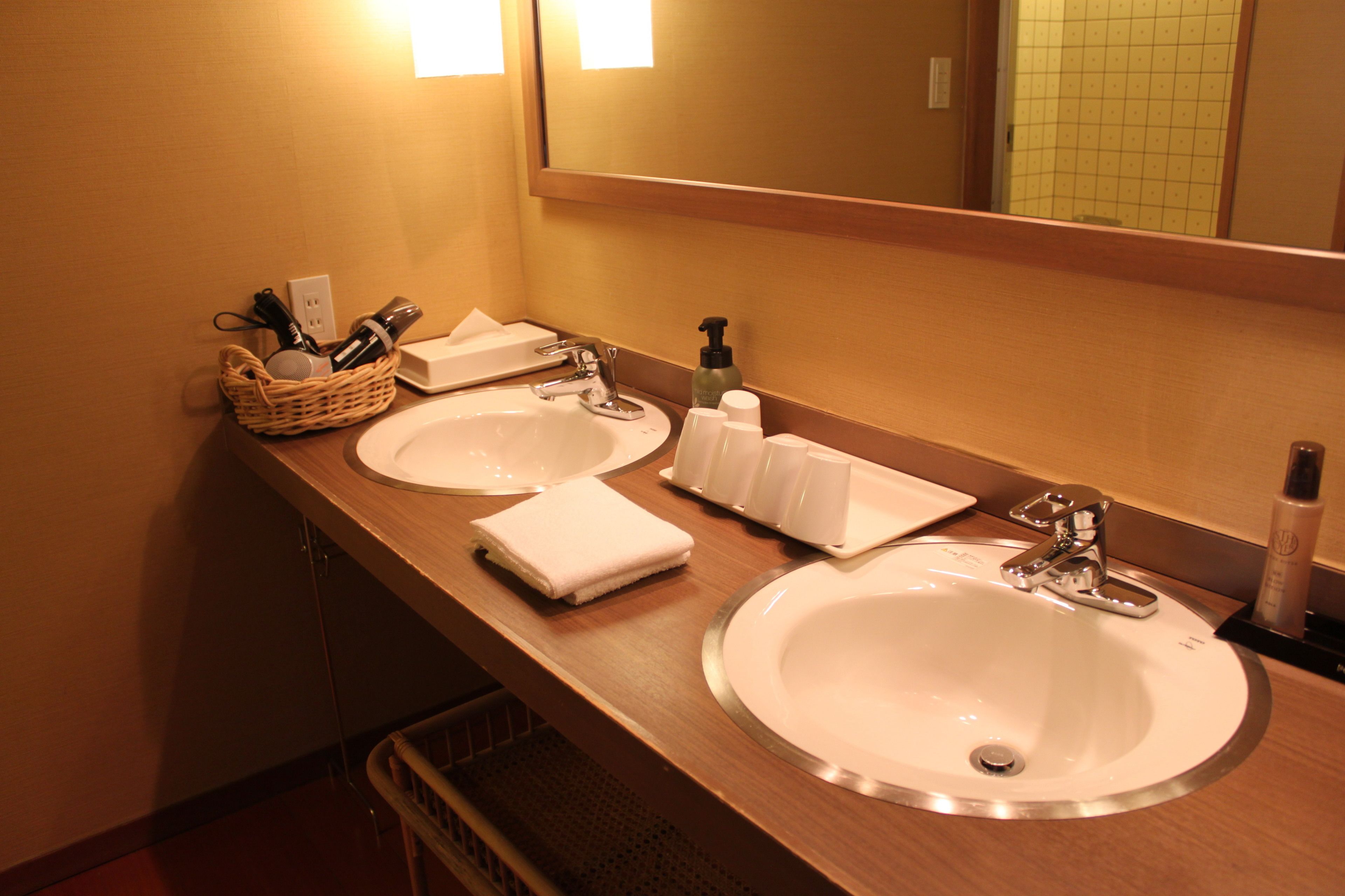 in-room safe, desk, iron/ironing board, free wifi