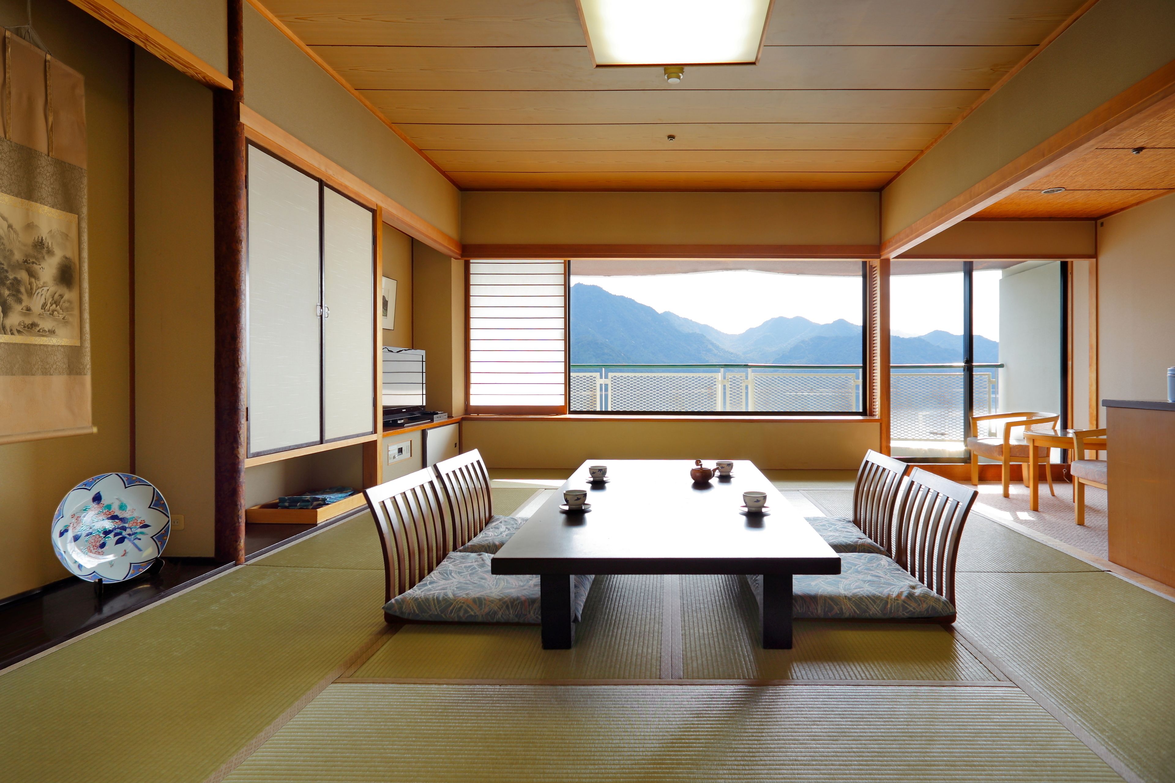 in-room safe, desk, iron/ironing board, free wifi