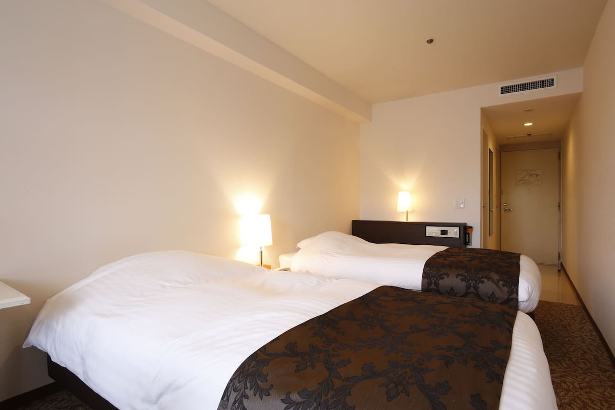 In-room safe, desk, iron/ironing board, free WiFi