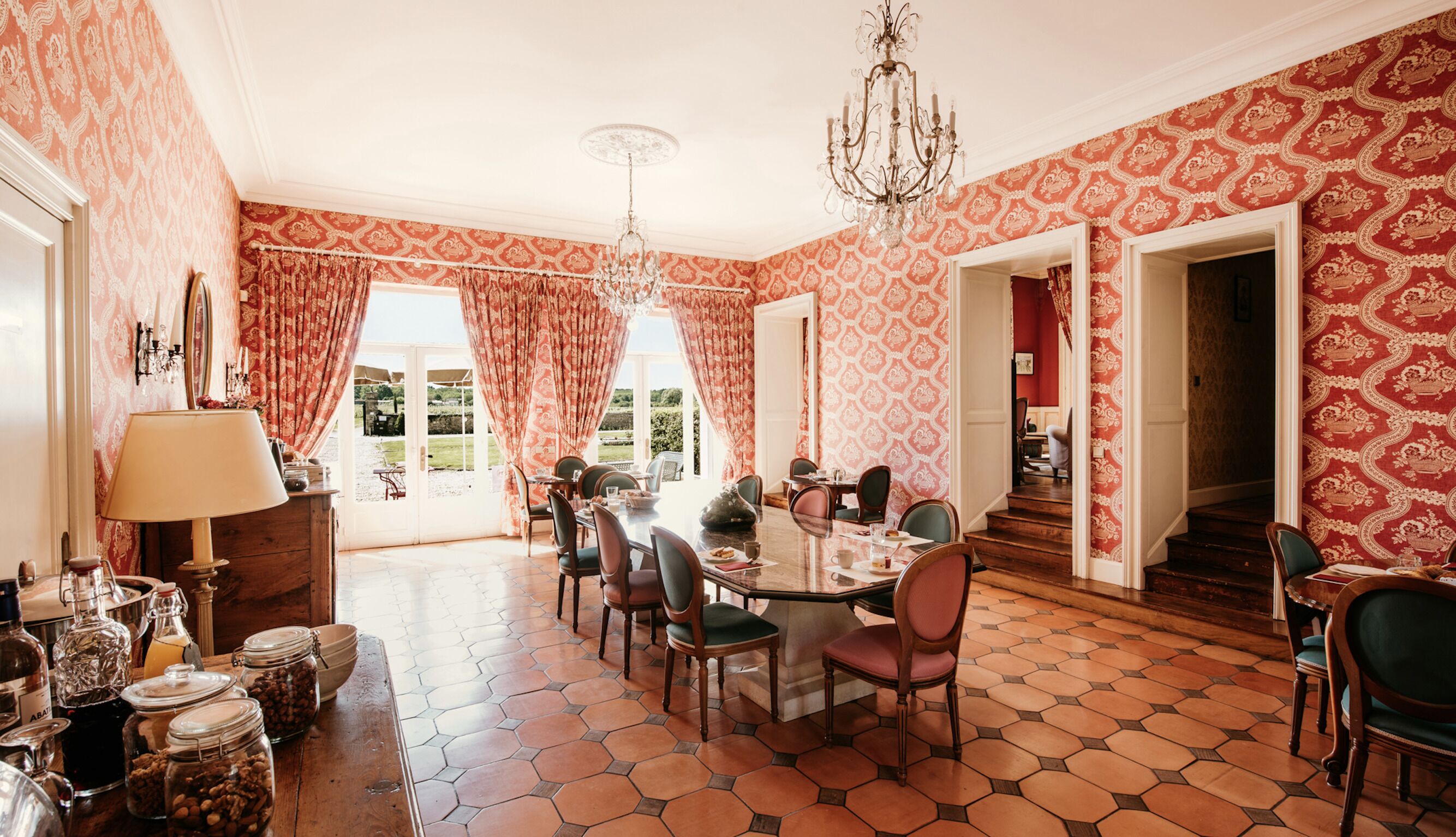 daily buffet breakfast (eur 20 per person)