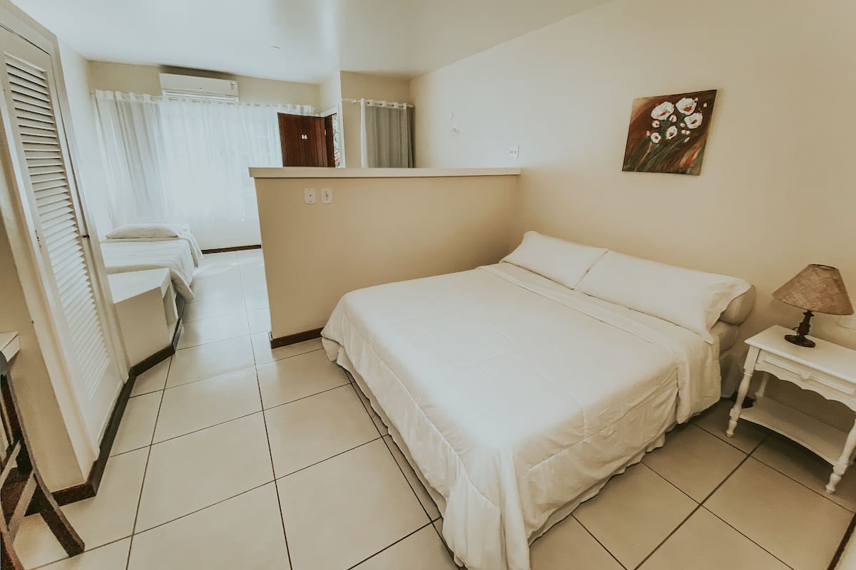 1 dormitorio, minibar, caja fuerte y wifi gratis
