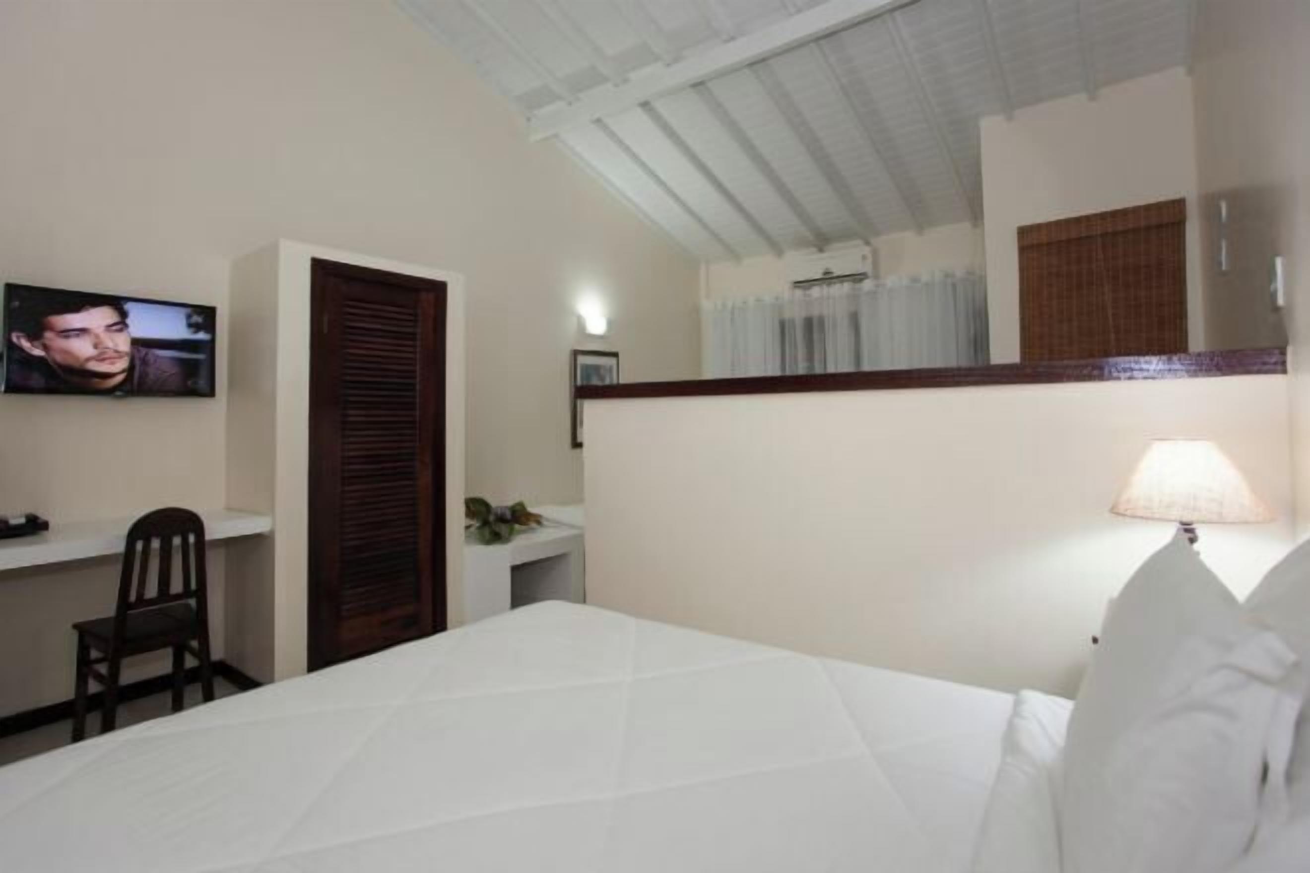 Minibar, in-room safe, free WiFi, bed sheets