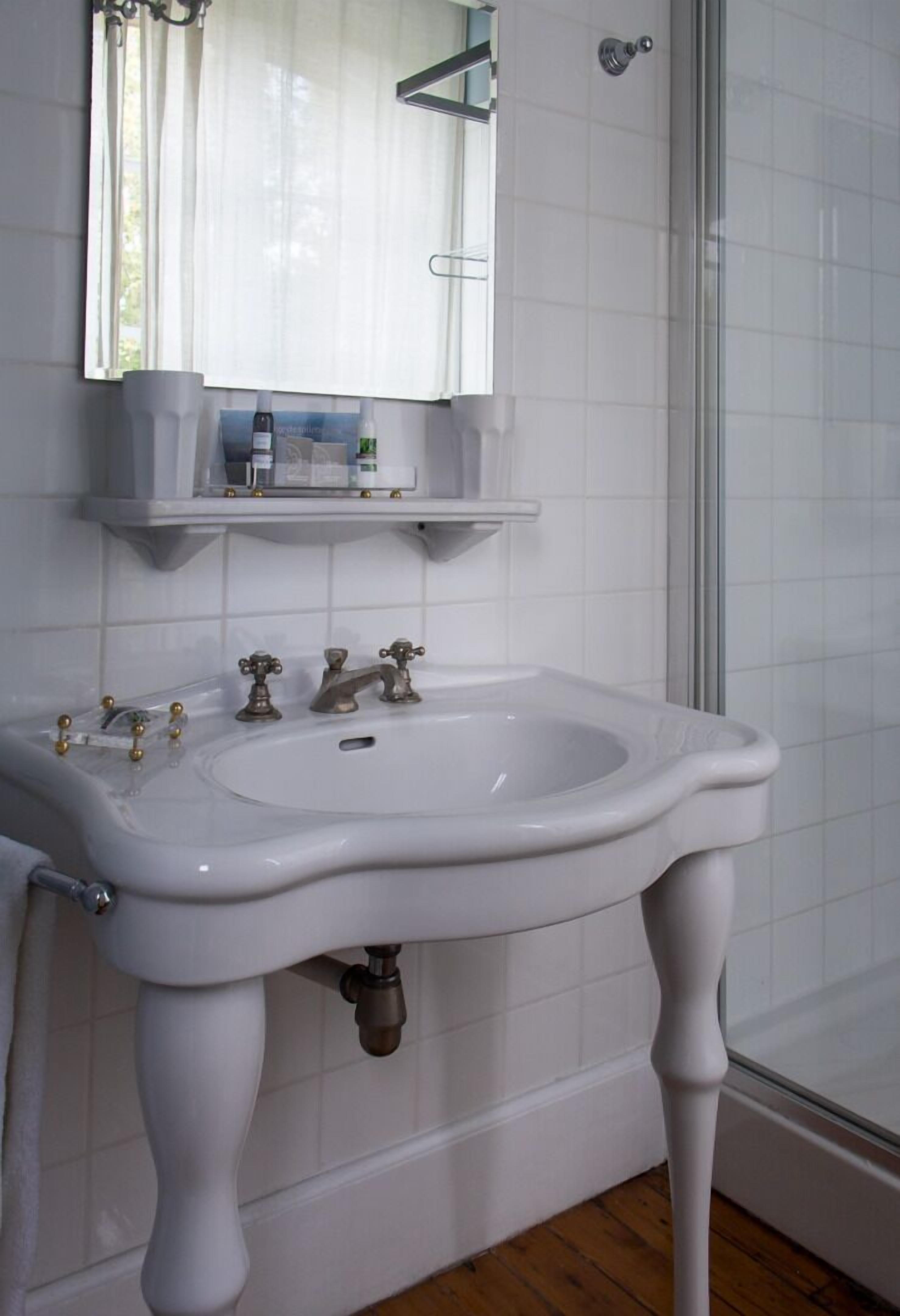 1 bedroom, premium bedding, individually decorated