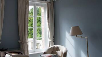 1 chambre, literie de qualité supérieure, décoration personnalisée