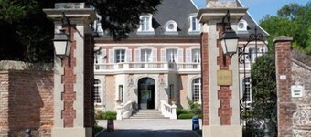 Chateau De Noyelles