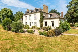 Chi tiết ngoại thất