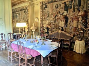 Banquet hall - Château d'Urtubie (Urrugne)
