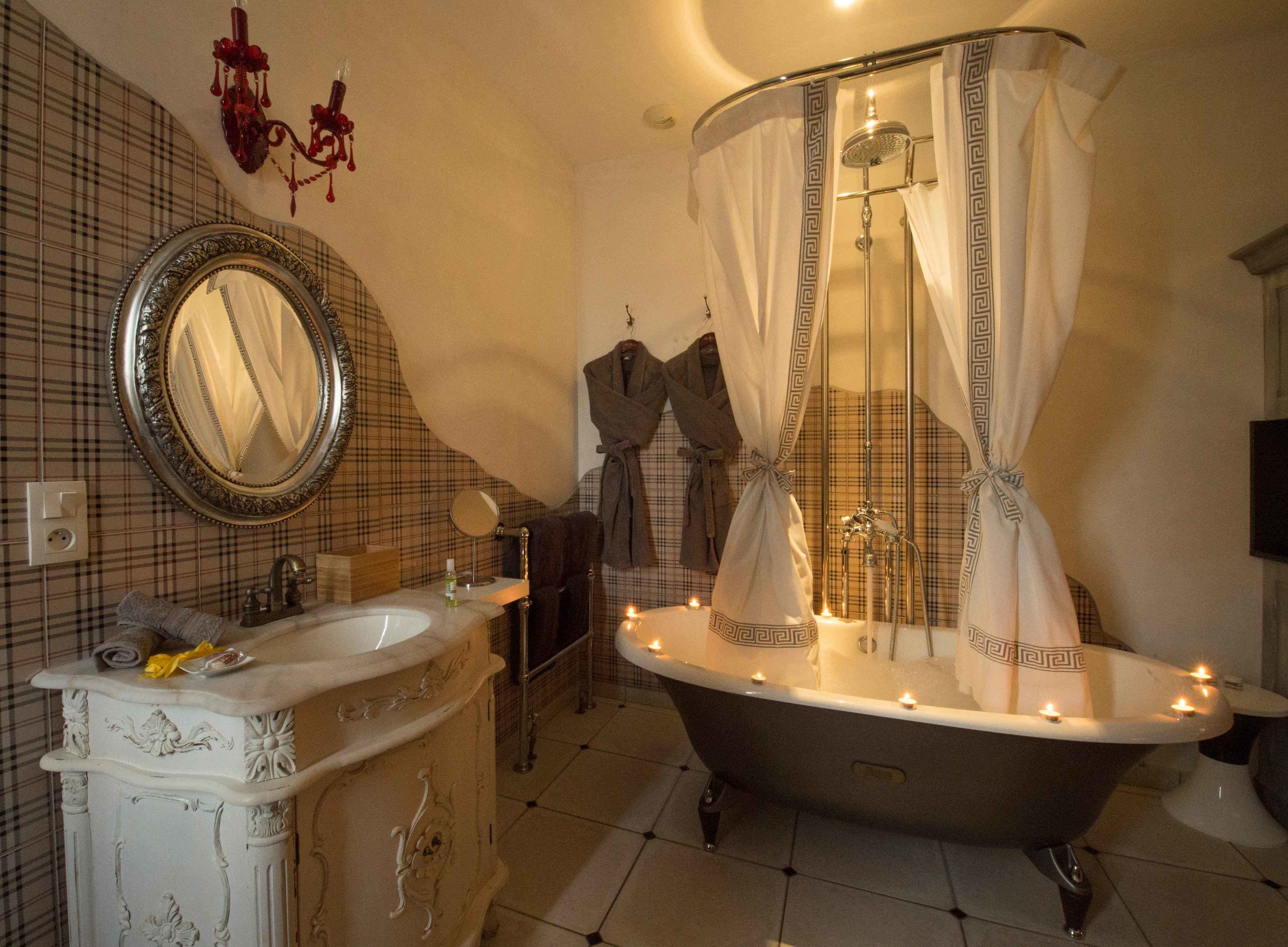 Junior Suite (Tzarina) | Bathroom
