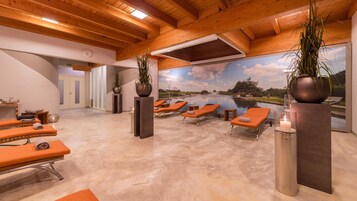 桑拿、身体护理、芳香疗法、体膜护理、身体磨砂、面部护理