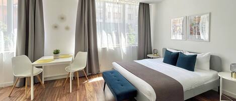 Standard Studio | Iron/ironing board, free WiFi, bed sheets