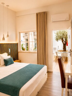Standard Double Room | Desk, blackout curtains, free WiFi, bed sheets - Hotel Sol Algarve by Kavia (Faro)