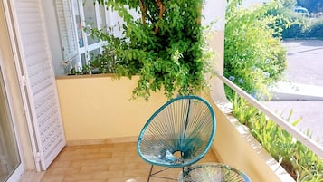 Leilighet, 3 soverom | Gateutsikt