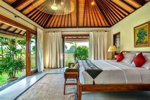 1 bedroom, Frette Italian sheets, premium bedding, down duvets - Villa Kaba Kaba Resort Bali (Cepaka)