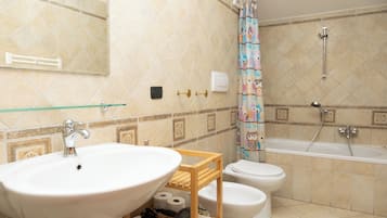 Superior-Apartment | Badezimmer