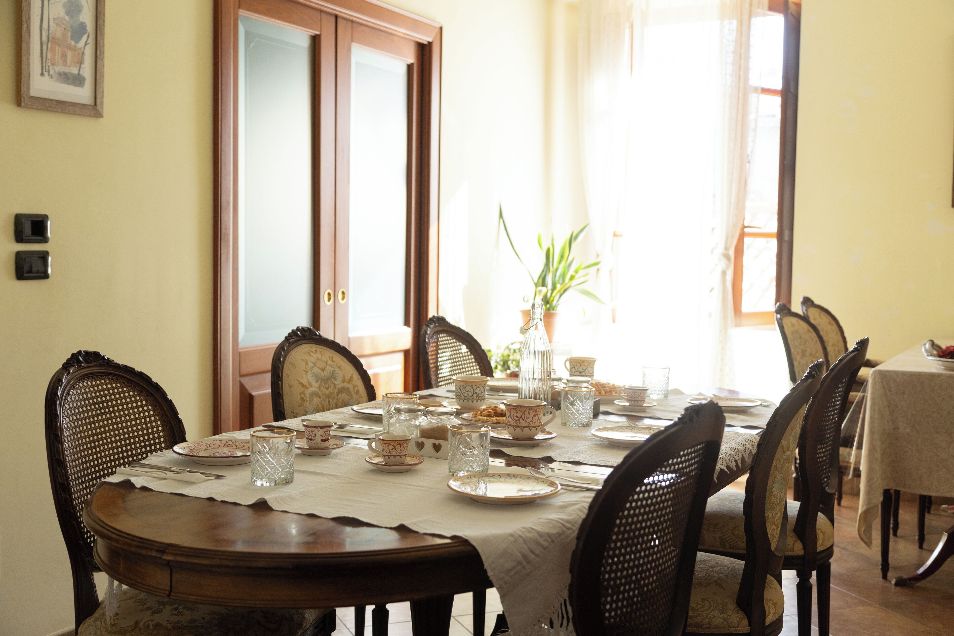 Petit déjeuner préparé sur commande (8 EUR par personne)