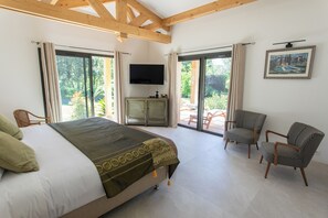 Select Comfort beds, minibar, in-room safe, individually furnished