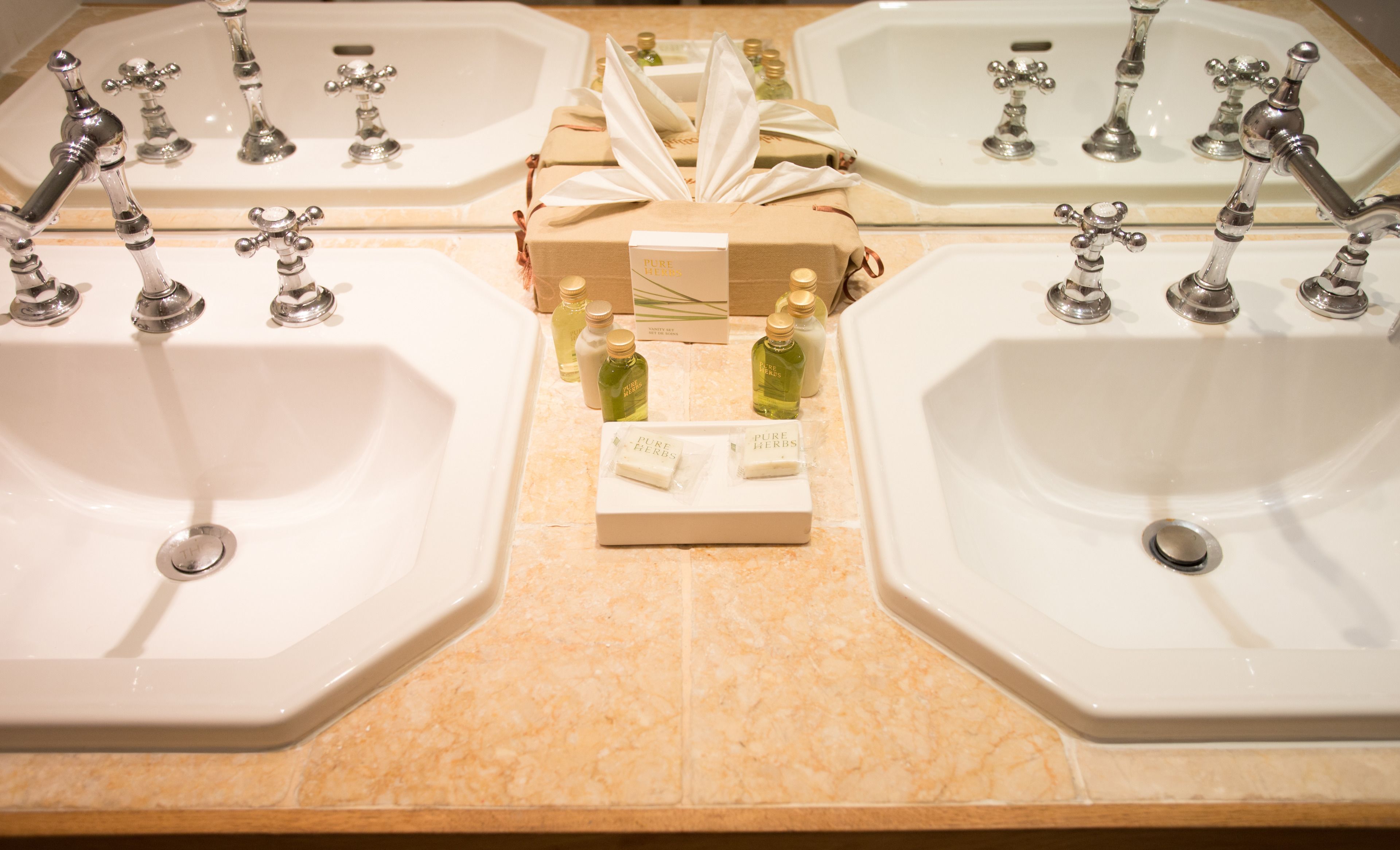 family suite | bathroom | free toiletries, hair dryer, bathrobes, slippers