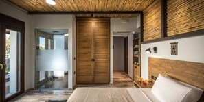 Soundproofing, iron/ironing board, cots/infant beds, Internet - Balsamico Traditional Suites (Hersonissos)