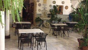 Unclassified image, 3 of 54, button - Hostal La Fuente (Córdoba)