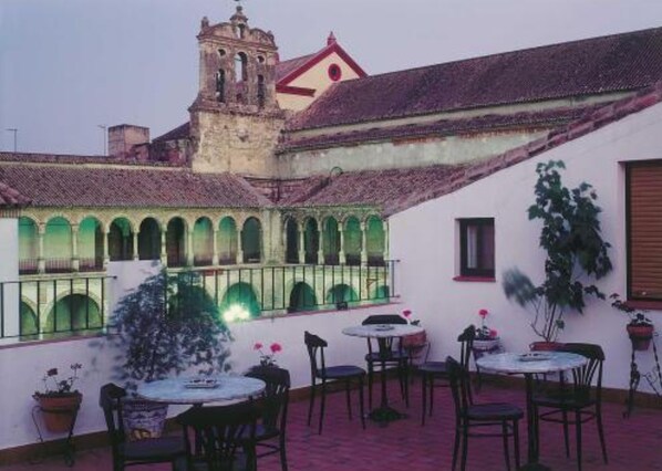 Rooftop terrace - Hostal La Fuente (Córdoba)