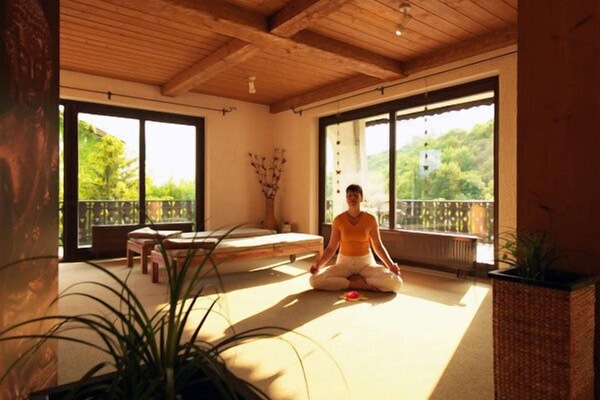 Body treatments, sports massages, body scrubs, facials, reflexology