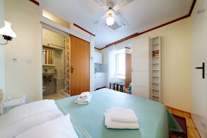Private kitchen - Mira Sea Front Guesthouse (Komiza)