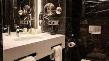 Hair dryer, towels