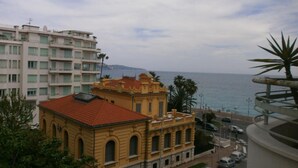 Unclassified image, 5 of 74, button - Hôtel Magnan (Nice)