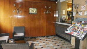 Unclassified image, 4 of 74, button - Hôtel Magnan (Nice)