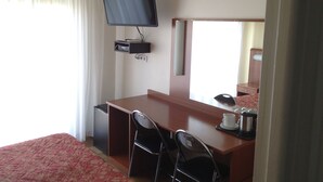Unclassified image, 3 of 74, button - Hôtel Magnan (Nice)