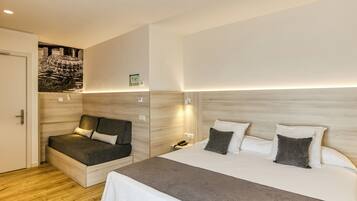 Coffres-forts dans les chambres, bureau, chambres insonorisées