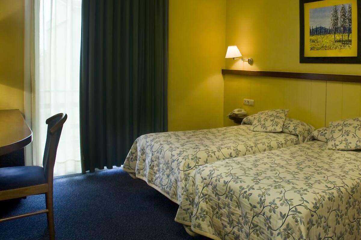 Superior Double Room | In-room safe, desk, soundproofing, rollaway beds (surcharge)