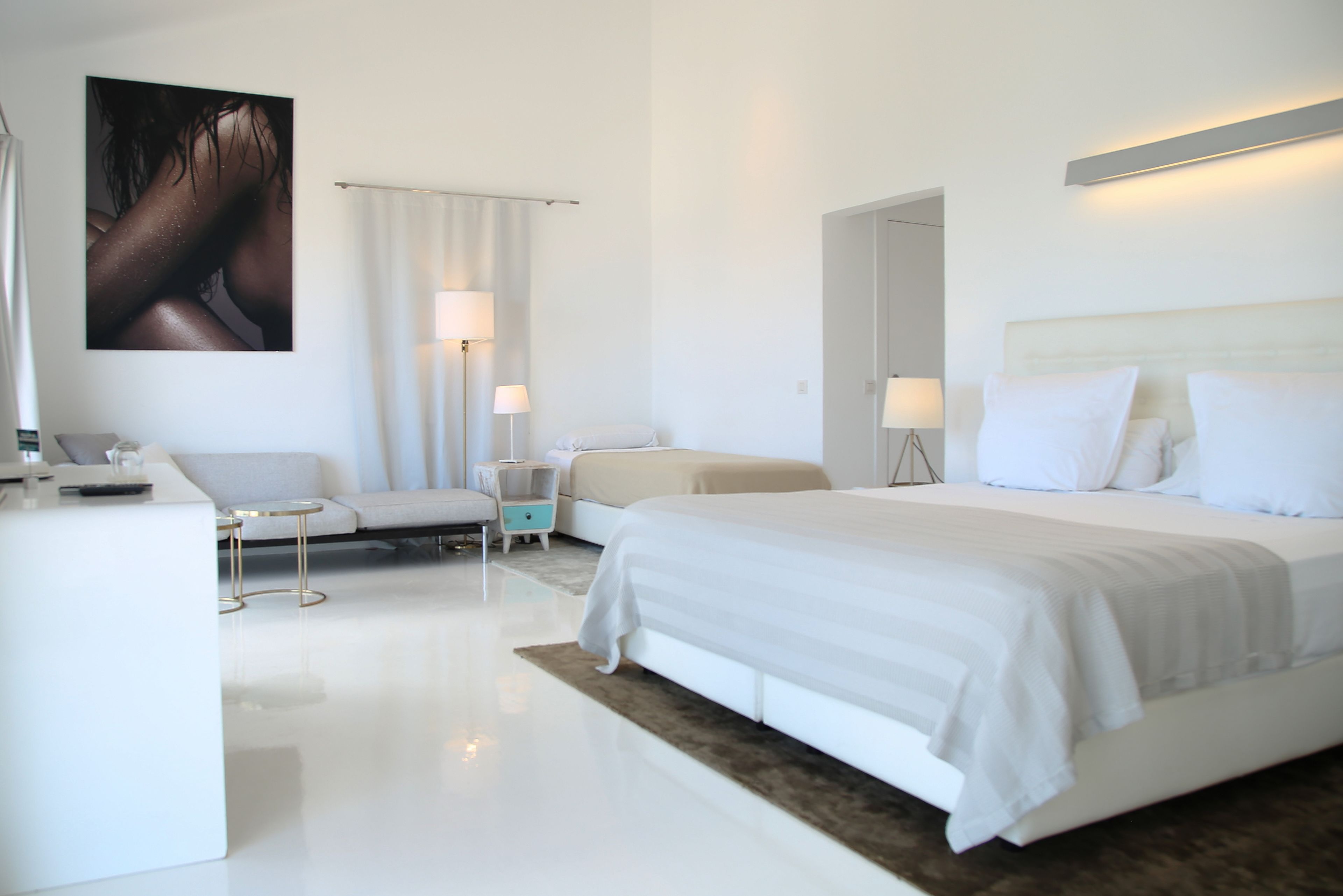 junior suite | minibar, in-room safe, iron/ironing board, free wifi