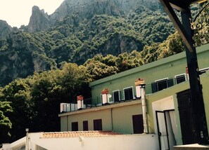 Exterior - Enis Monte Maccione (Oliena)
