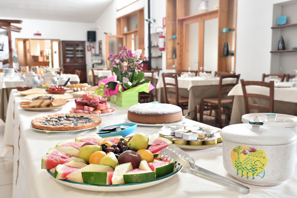 Hotel Ristorante S'Enis Monte Maccione by null