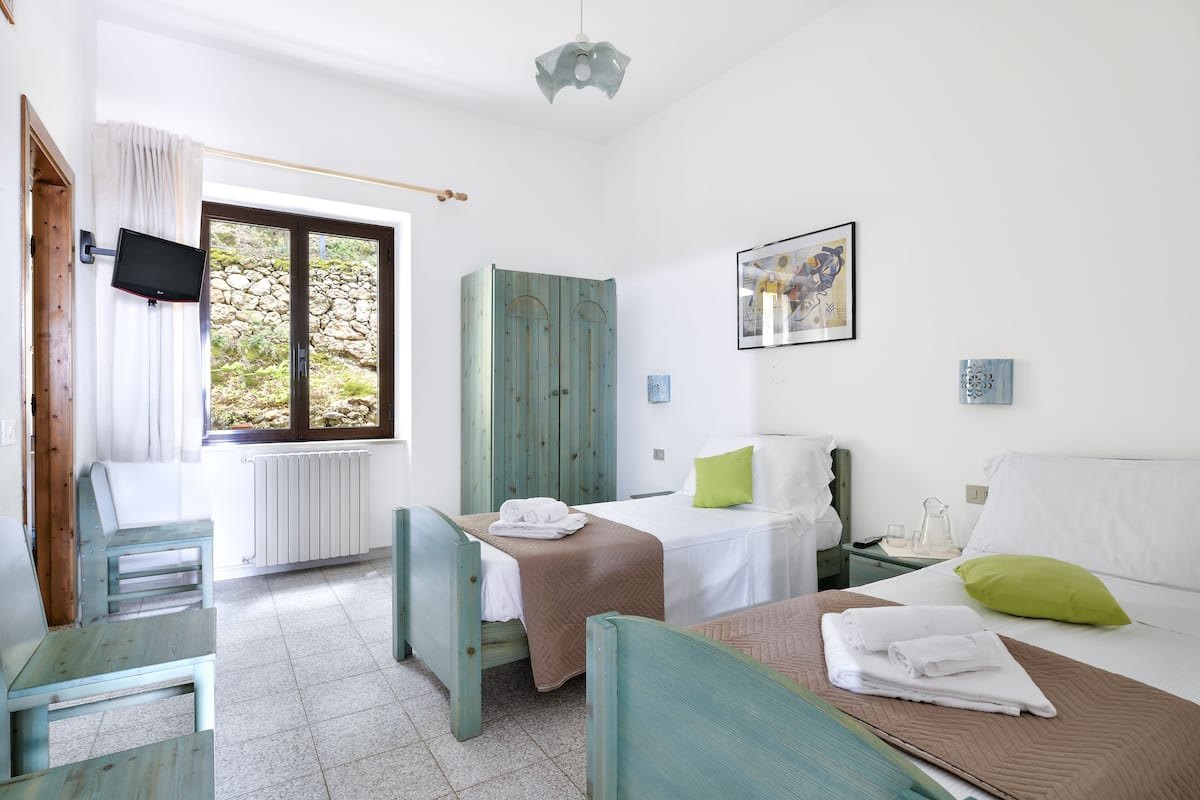 Basic Quadruple Room