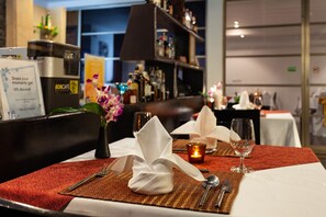 Dining - The Residence Resort (Choeng Thale)