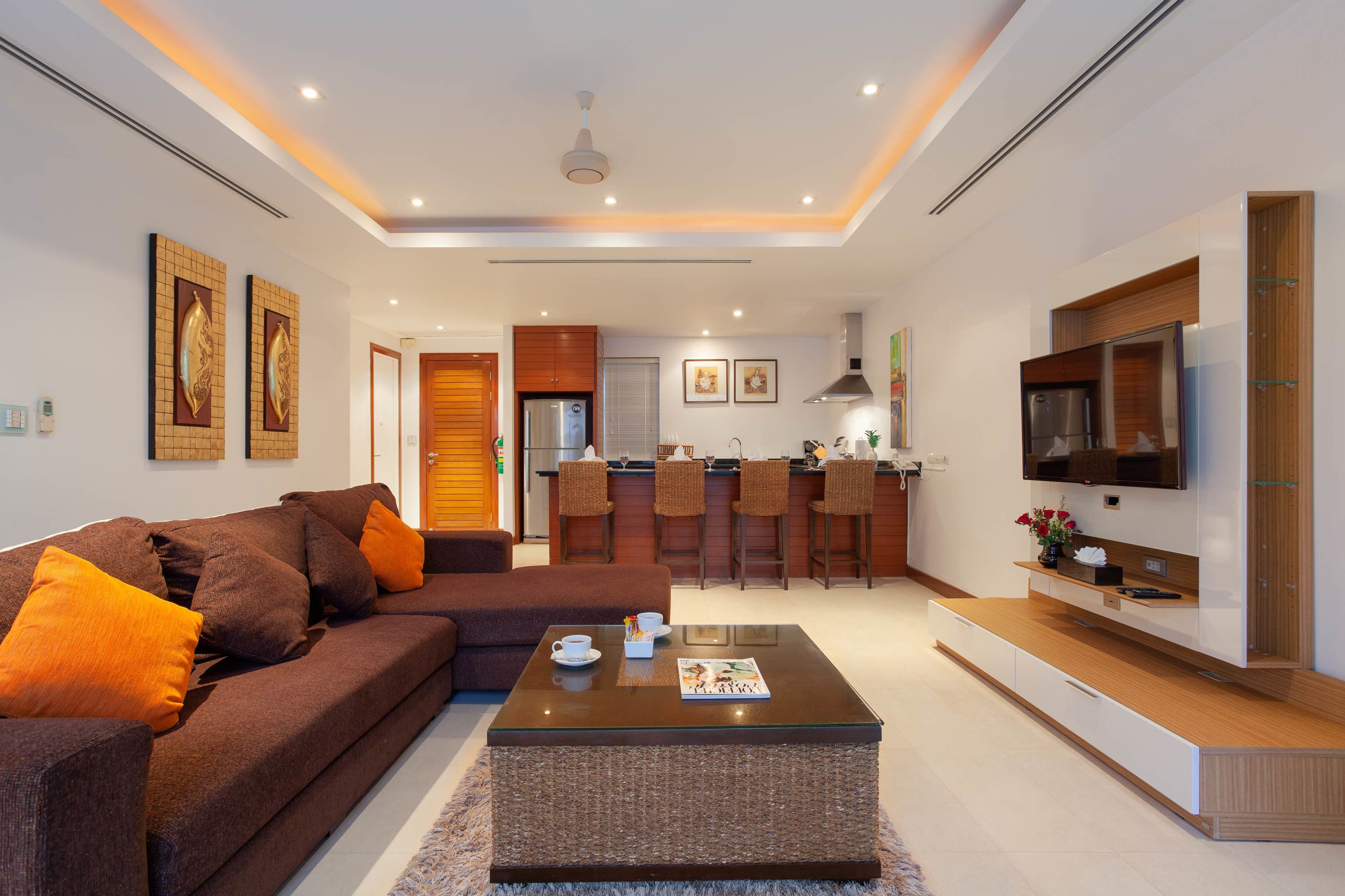 duplex, 2 bedrooms, private pool | living room | plasma tv, dvd player