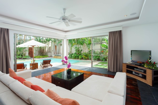 Televisión plasma, reproductor de DVD