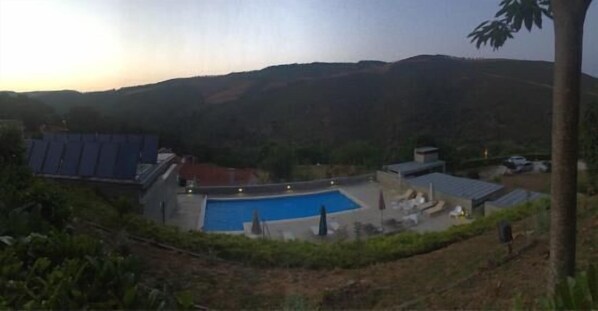 Utomhuspool