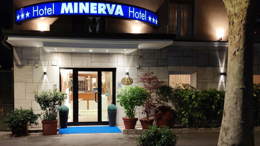 Hotel Minerva
