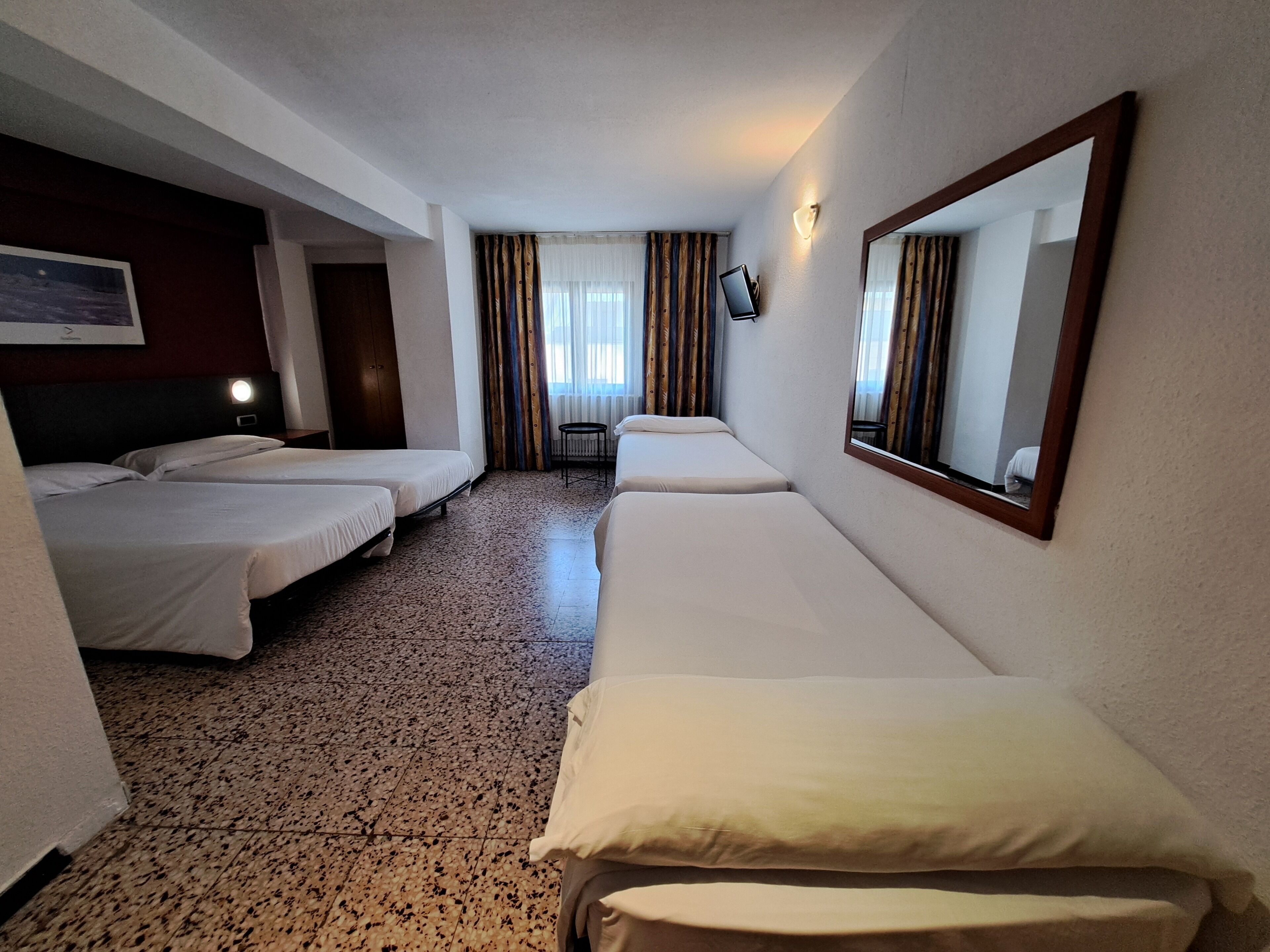 Cots/infant beds, free rollaway beds, free WiFi, wheelchair access