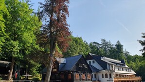 Exterior - Hotel und Restaurant Köhlerhütte (Gruenhain-Beierfeld)