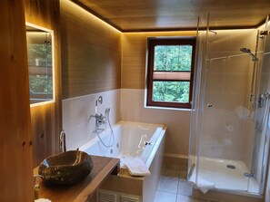 Suite | Bathroom - Hotel und Restaurant Köhlerhütte (Gruenhain-Beierfeld)