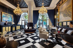 Serves lunch and dinner - Aira Boutique Hanoi Hotel & Spa (Hanoi)