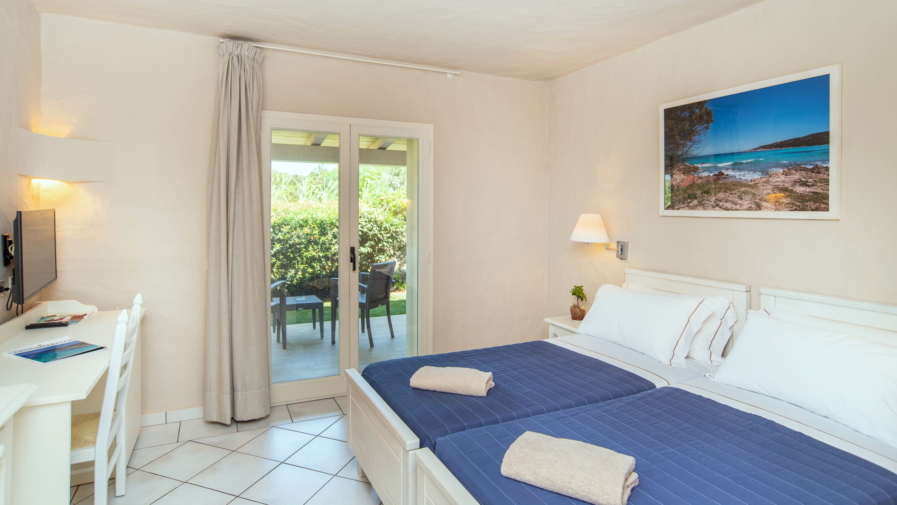 classic double or twin room | minibar, in-room safe, free wifi