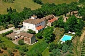 Exterior - Agriturismo La Moraia (Poggibonsi)