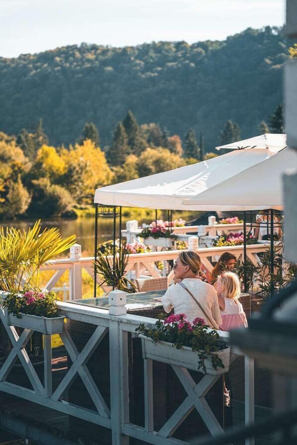 Property grounds - Romantic Hotel Mlýn Karlstejn (Karlstejn)