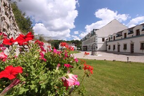 Garden - Romantic Hotel Mlýn Karlstejn (Karlstejn)
